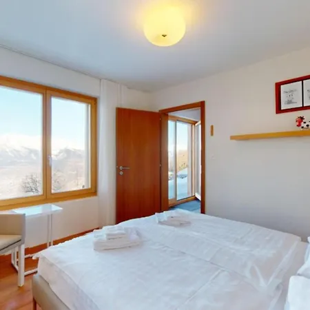 Hotel Miroslaw - Sauna & Cosy Chalet 6 Pers 4*